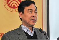 北大教授谈新常态：短期仍将稳住宏观经济政策